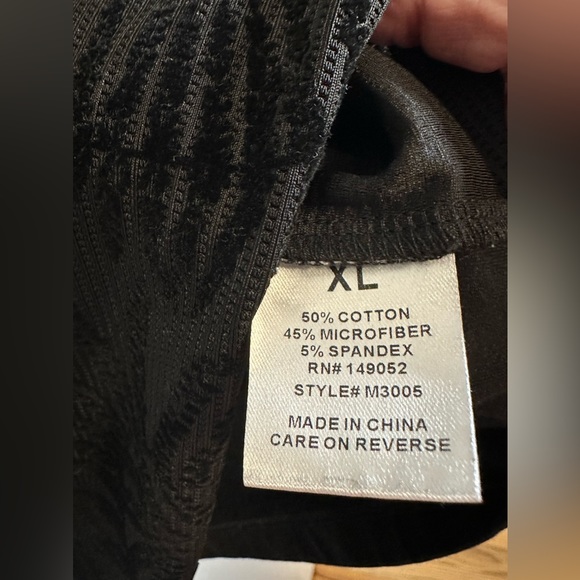 Nova Men’s Palm Pattern Black Half Front Button Up Collared XL - Picture 6 of 6